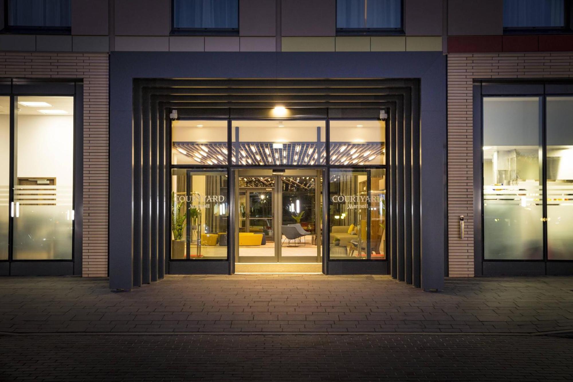 Готель Courtyard By Marriott Edinburgh West Екстер'єр фото